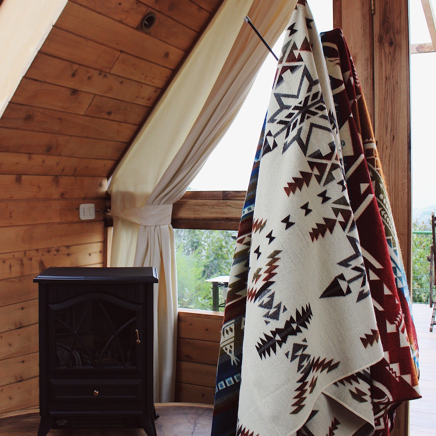 Ultra-Soft Alpaca Wool Southwest Queen Blanket - Great Sand Dunes
