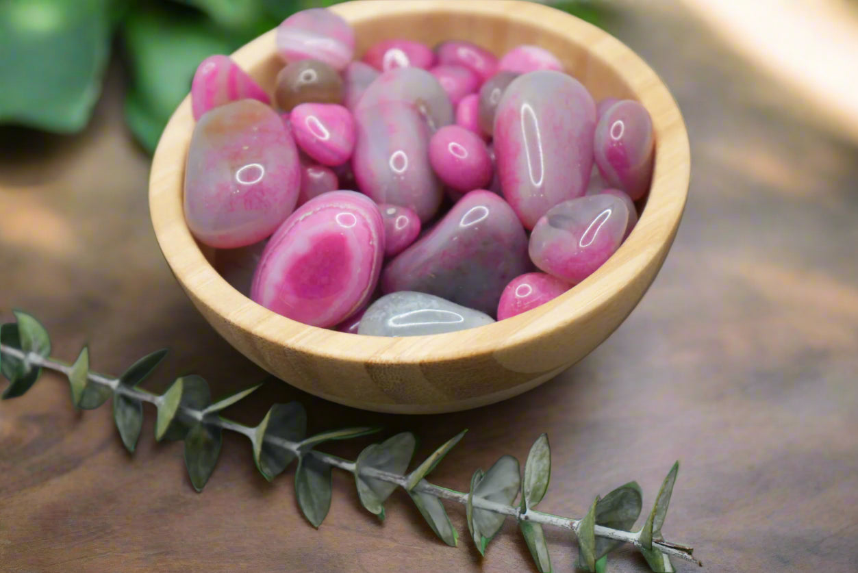 Pink Agate Stones – Emotional Balance, Protection & Mental Clarity