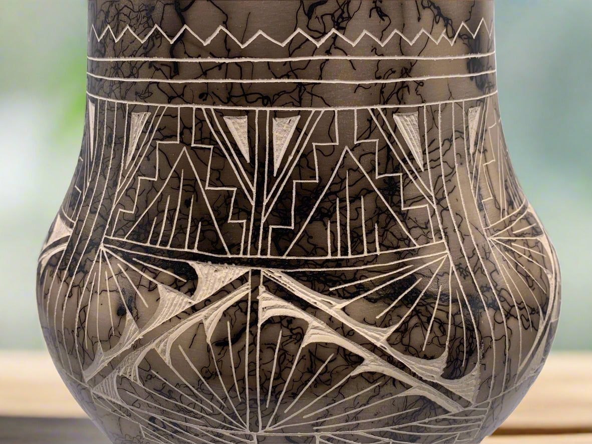 Handcrafted Navajo Horsehair Pottery – Traditional Etched Ceramic Art