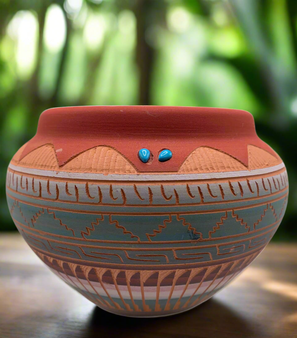 Navajo Etched Pottery by Robinson Valencia