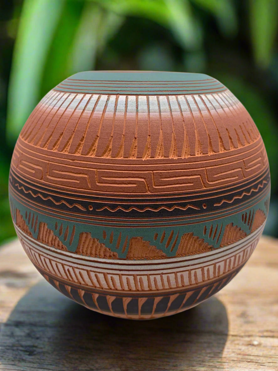 Navajo Etched Pottery By Michael Charlie
