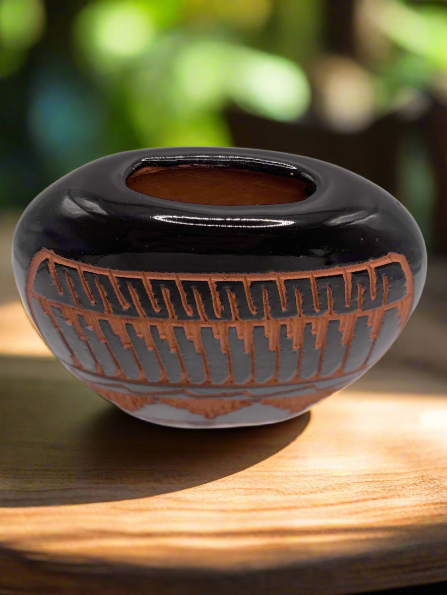 Navajo Etched Pottery
