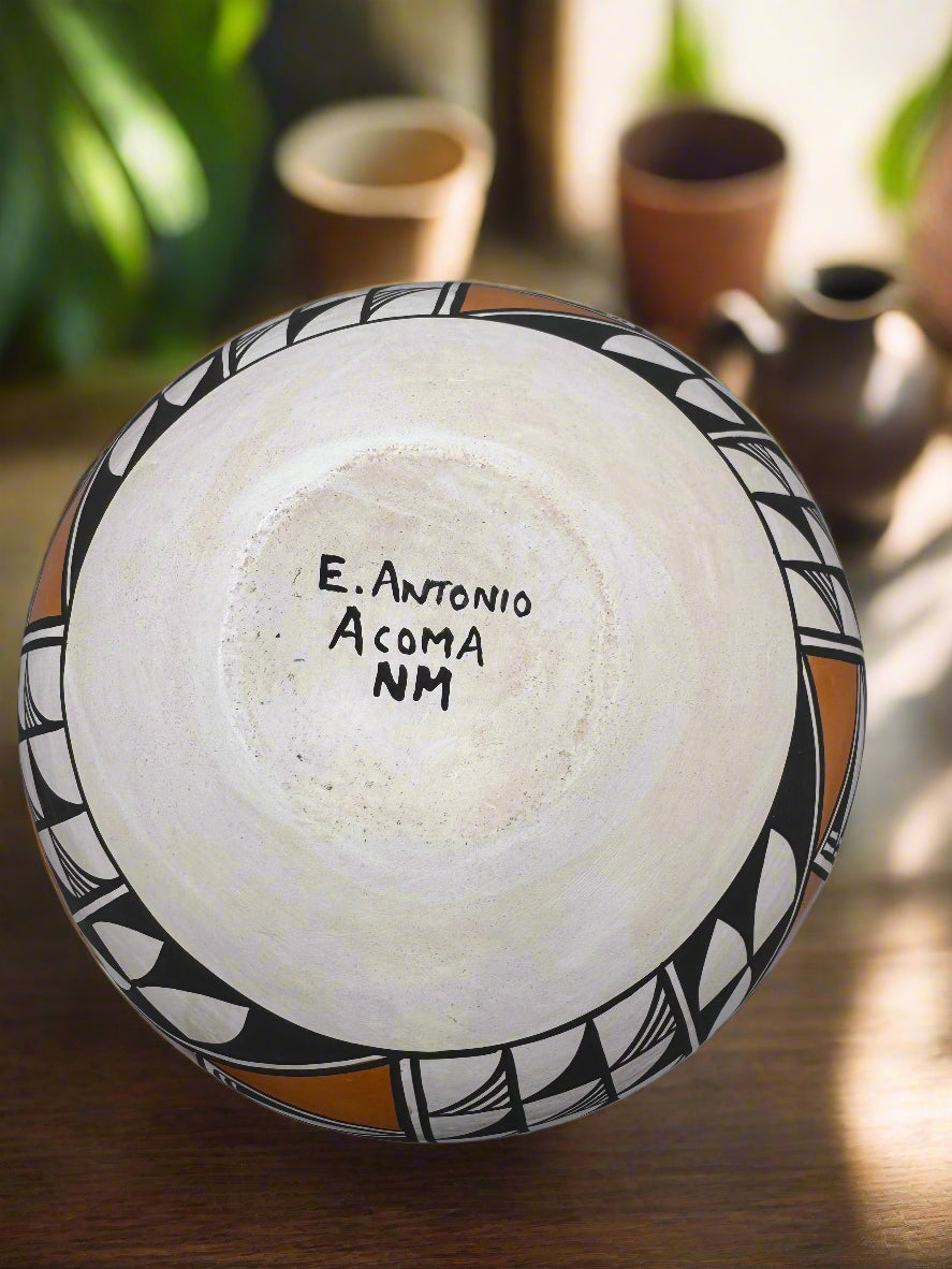 Native American Acoma Pottery by E. Antonio NM – Textured Rim