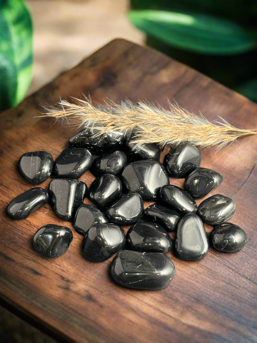Natural Black Onyx Tumbled Stones – Protection, Strength & Grounding Energy