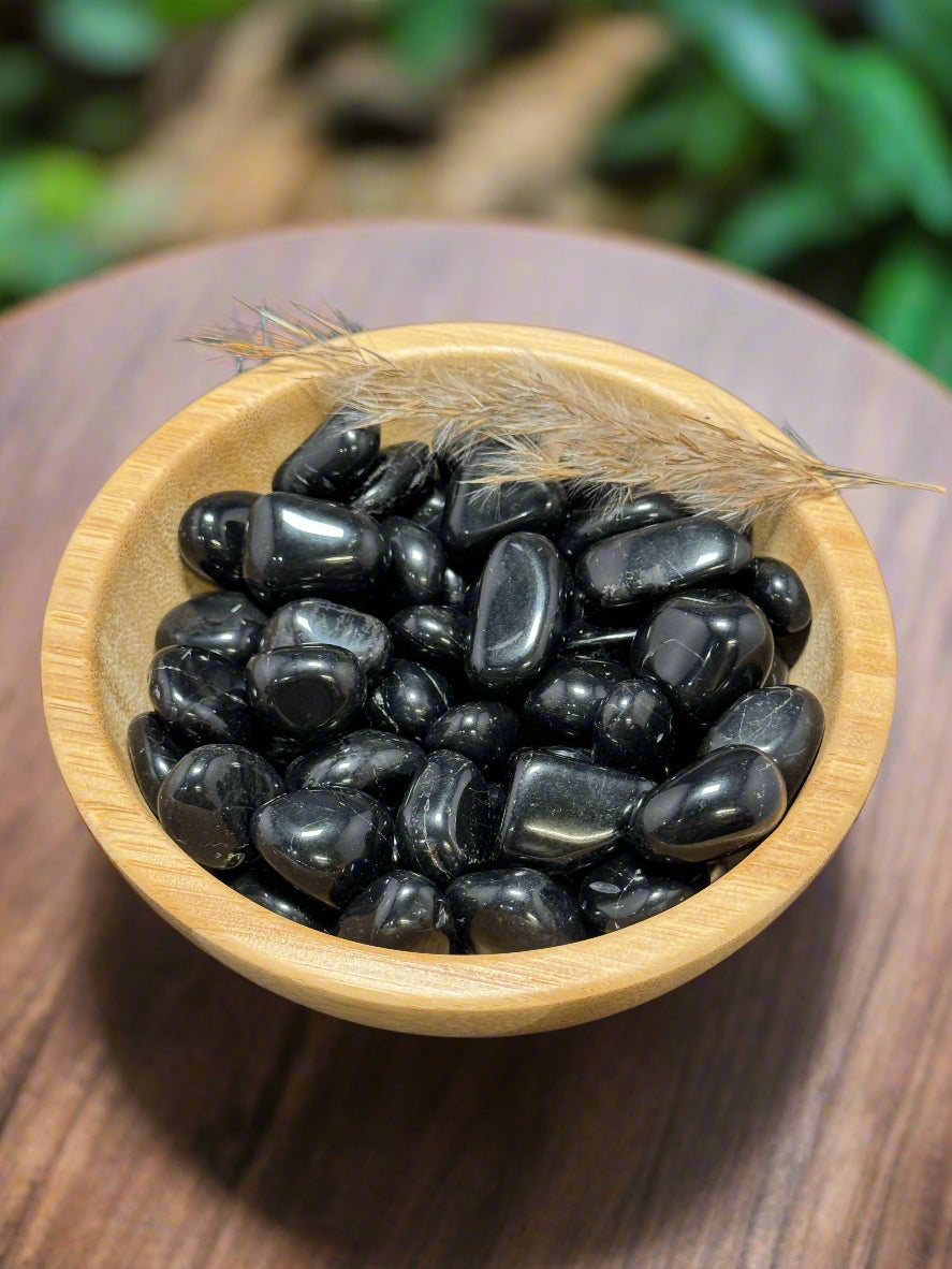 Natural Black Onyx Tumbled Stones – Protection, Strength & Grounding Energy