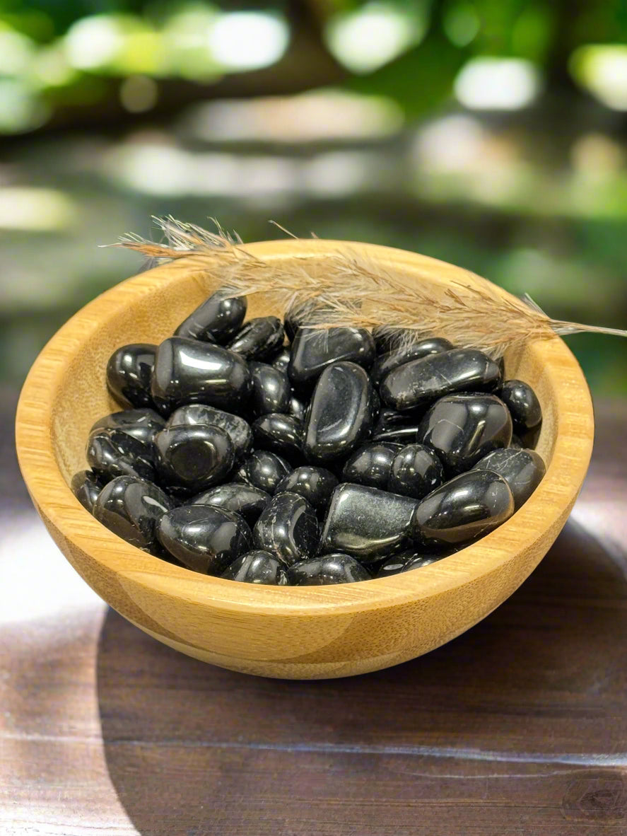 Natural Black Onyx Tumbled Stones – Protection, Strength & Grounding Energy