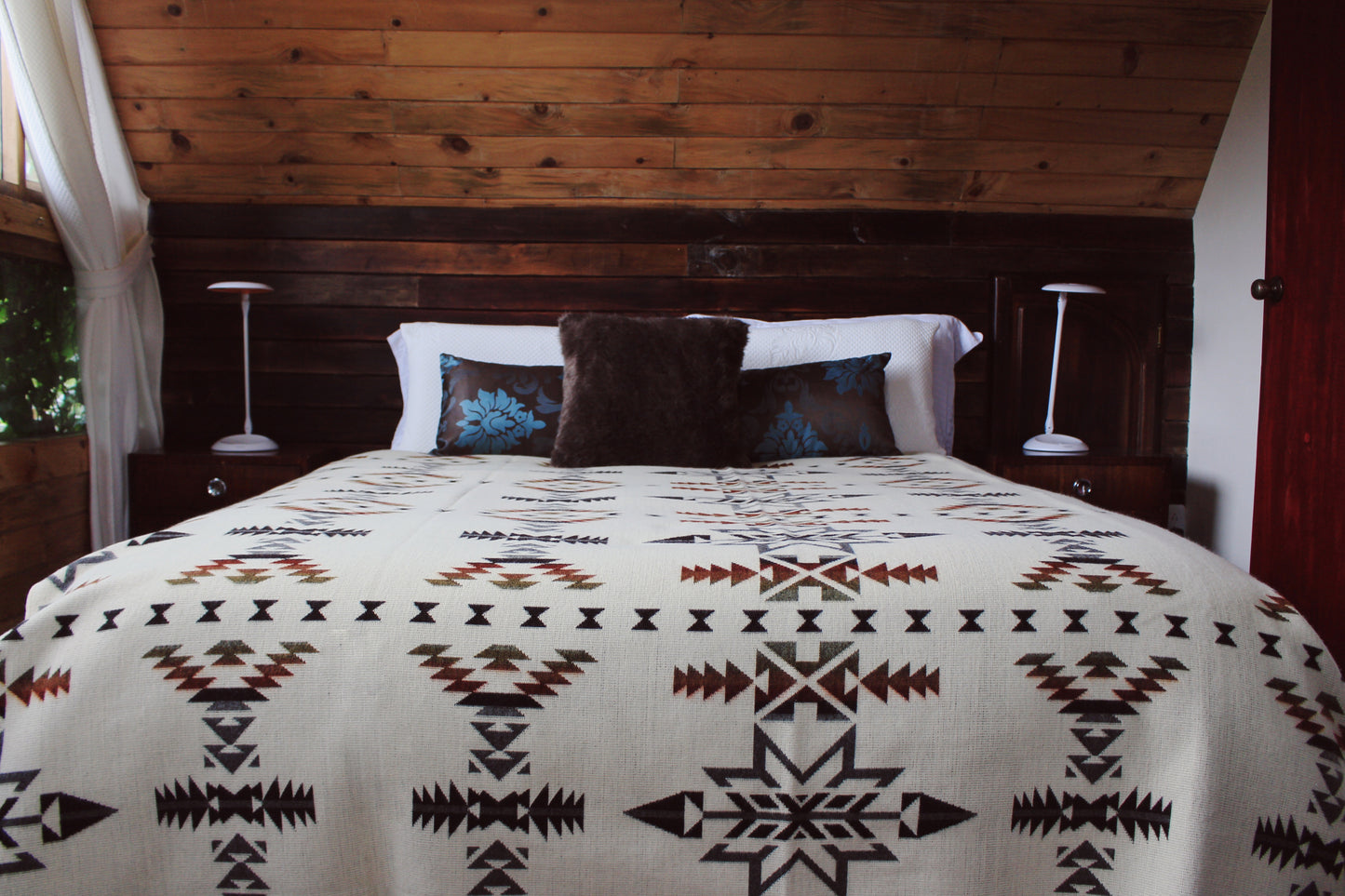 Ultra-Soft Alpaca Wool Southwest Queen Blanket - Great Sand Dunes