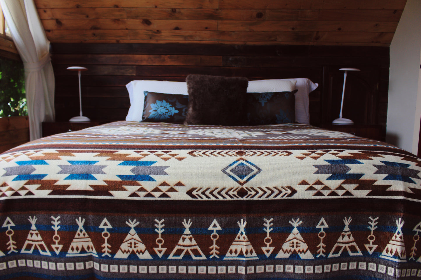 Ultra-Soft Alpaca Wool Southwest Queen Blanket - Cuyahoga Valley