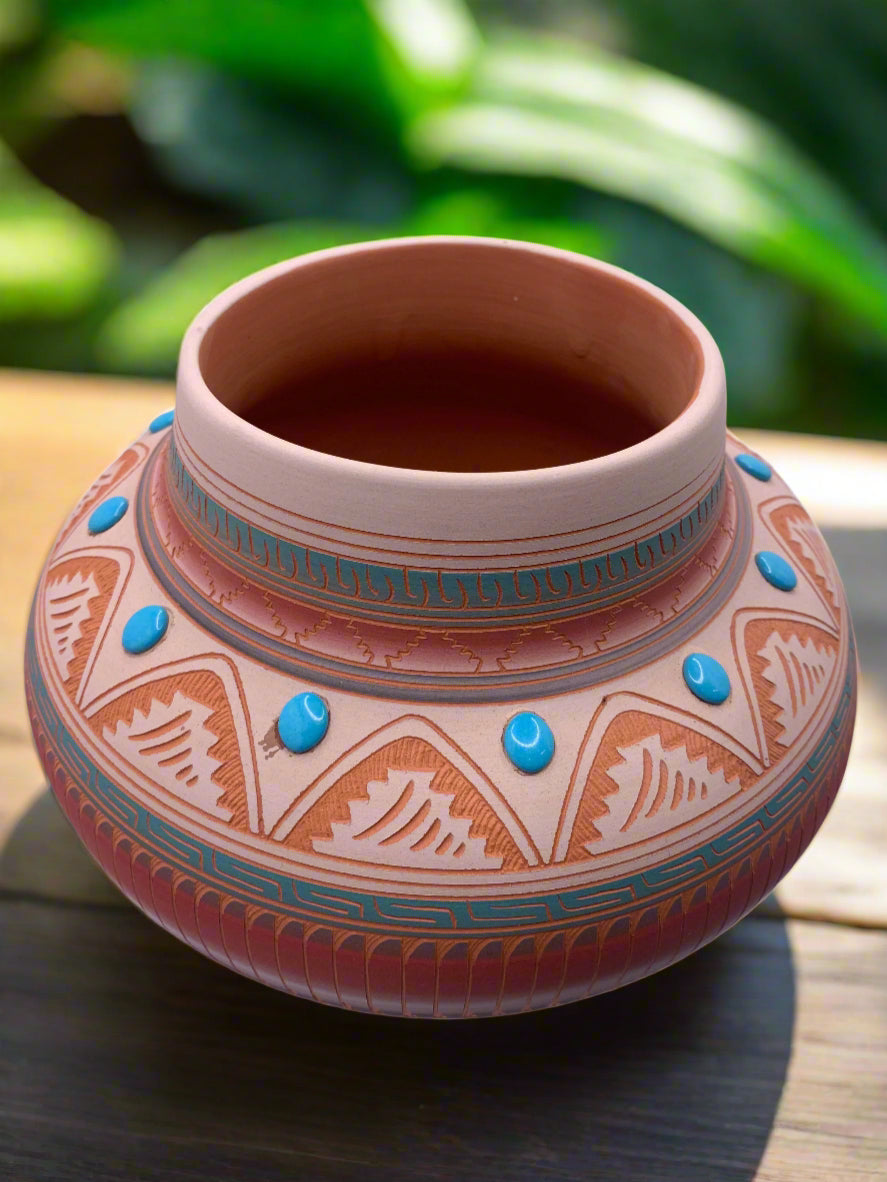 Handcrafted Navajo Pottery with Turquoise Accents – Authentic Southwestern Art