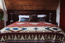 Load image into Gallery viewer, Ultra-Soft Alpaca Wool Southwest Queen Blanket - Bryce Canyon
