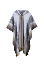 Load image into Gallery viewer, Lavender Sky Poncho
